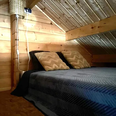 Campsite Na Lace *